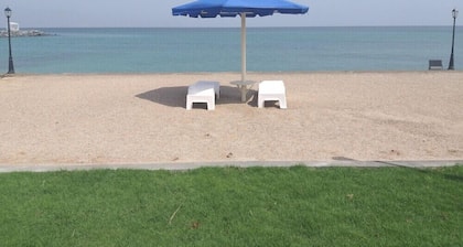 Holiday Beach Motel