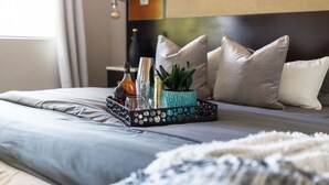 Apartamento clássico | 2 quartos, edredons de pluma, camas com colchões pillow-top