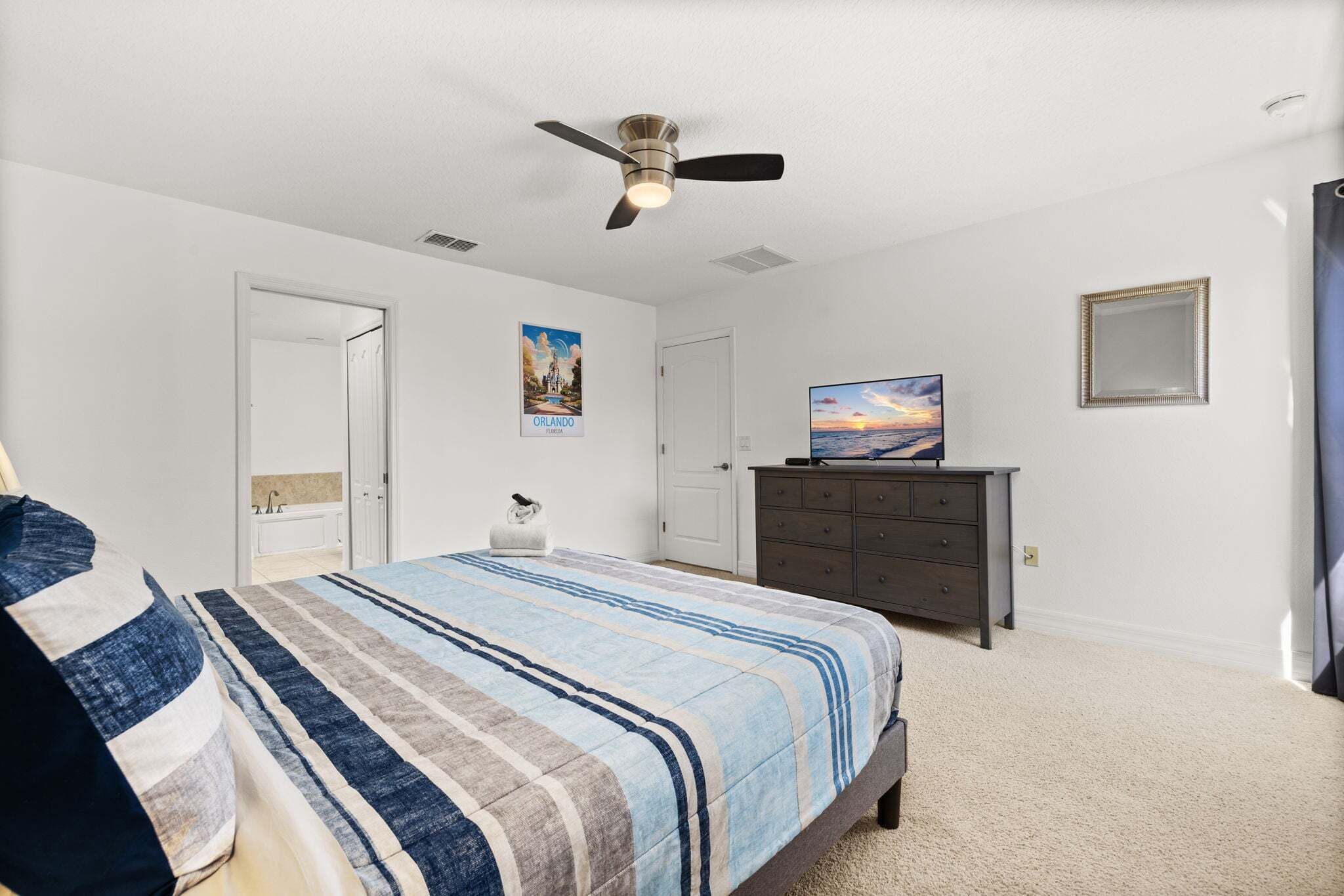 4 bedrooms, iron/ironing board, free WiFi, bed sheets