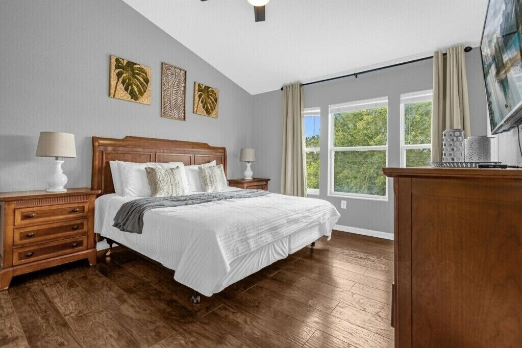 3 bedrooms, iron/ironing board, travel cot, WiFi