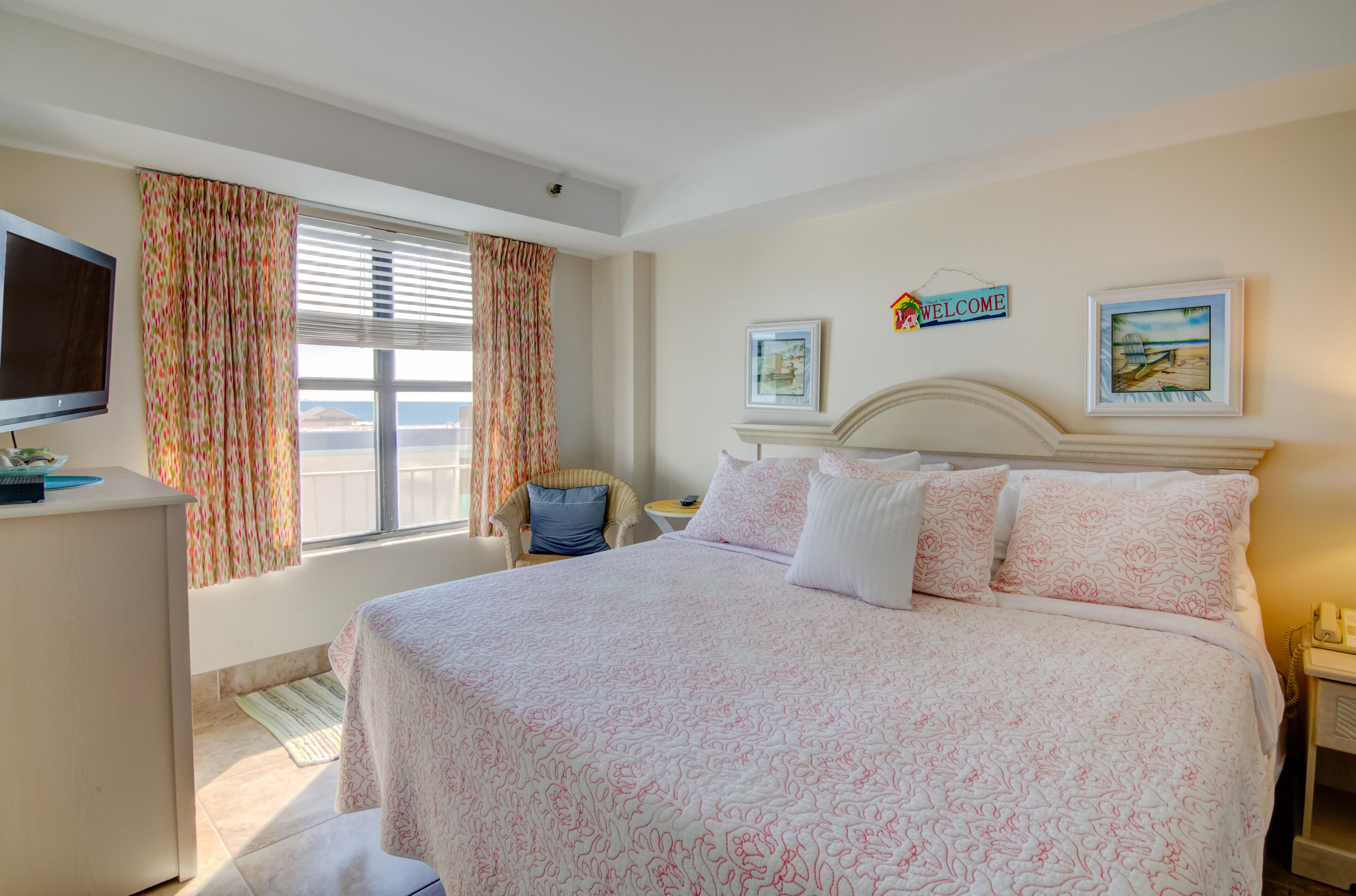 King Suite with Beautiful Ocean View