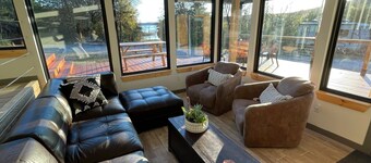 Amazing Lake Front Property!!! 3 BR cabin on 30 serene acres on Lake Tenkiller