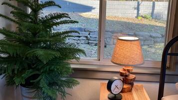 3 多间卧室、免费 WiFi、床单