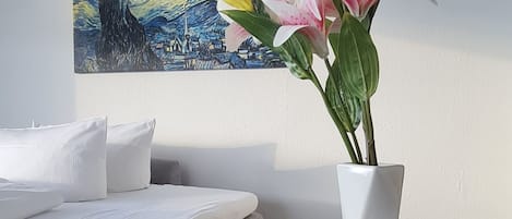 1 bedroom, in-room safe, iron/ironing board, free WiFi