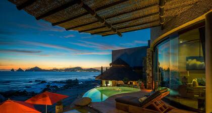 Casa del Arco - Gorgeous Sunset Views and 5 minutes from downtown CSL!