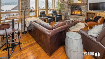 TV connectée, cheminée