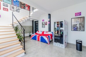 Interior entrance - Blue Ocean Suítes (São Paulo)