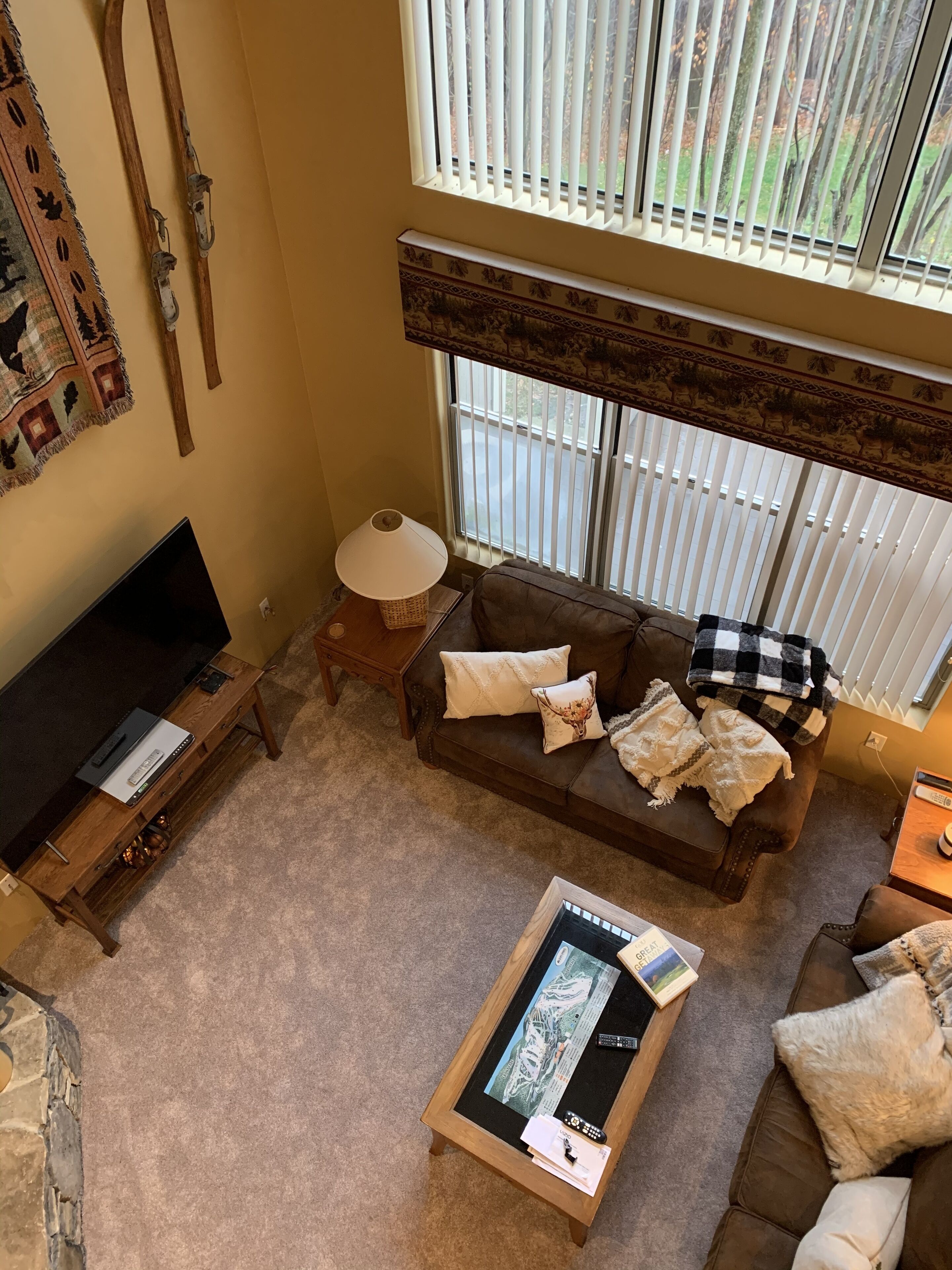 Charming Rustic Townhome in the Heart of the Villages at Seven Springs