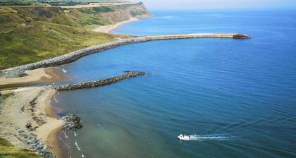 2 bedroom accommodation in Skinningrove, near Saltburn-by-the-Sea