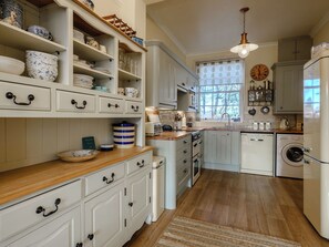 Geschirrspüler, Hochstuhl, Gefrierschrank