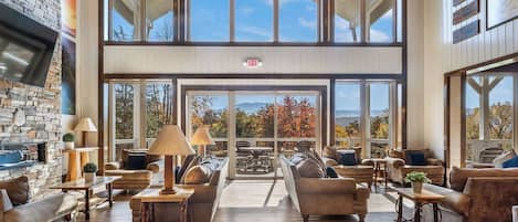 Tv, eldstad, tv-spel och dvd-spelare