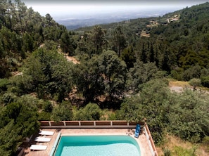 Outdoor pool, a heated pool - Luxury 4 Bed Villa with Pool & Stunning Sea Views (Faro District)