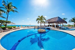 Outdoor pool - Beach Front Condo in an Exclusive and Private location (Playa del Carmen)