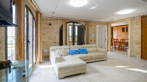 TV, fireplace, DVD player, stereo - Casa de Sueño en la Playa Adra by Ruralidays (Almería)