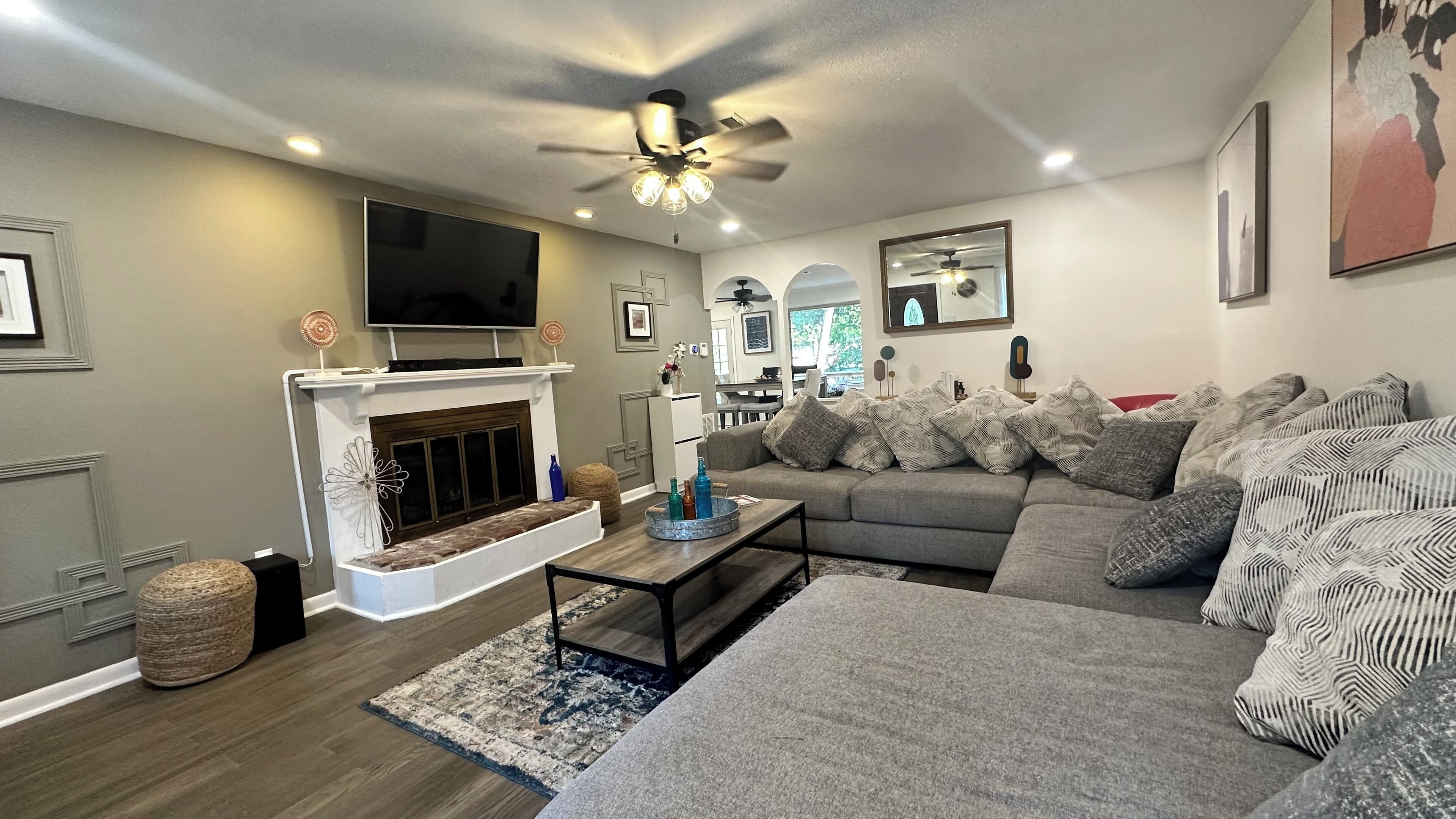 Marvelous Maverick Holmes