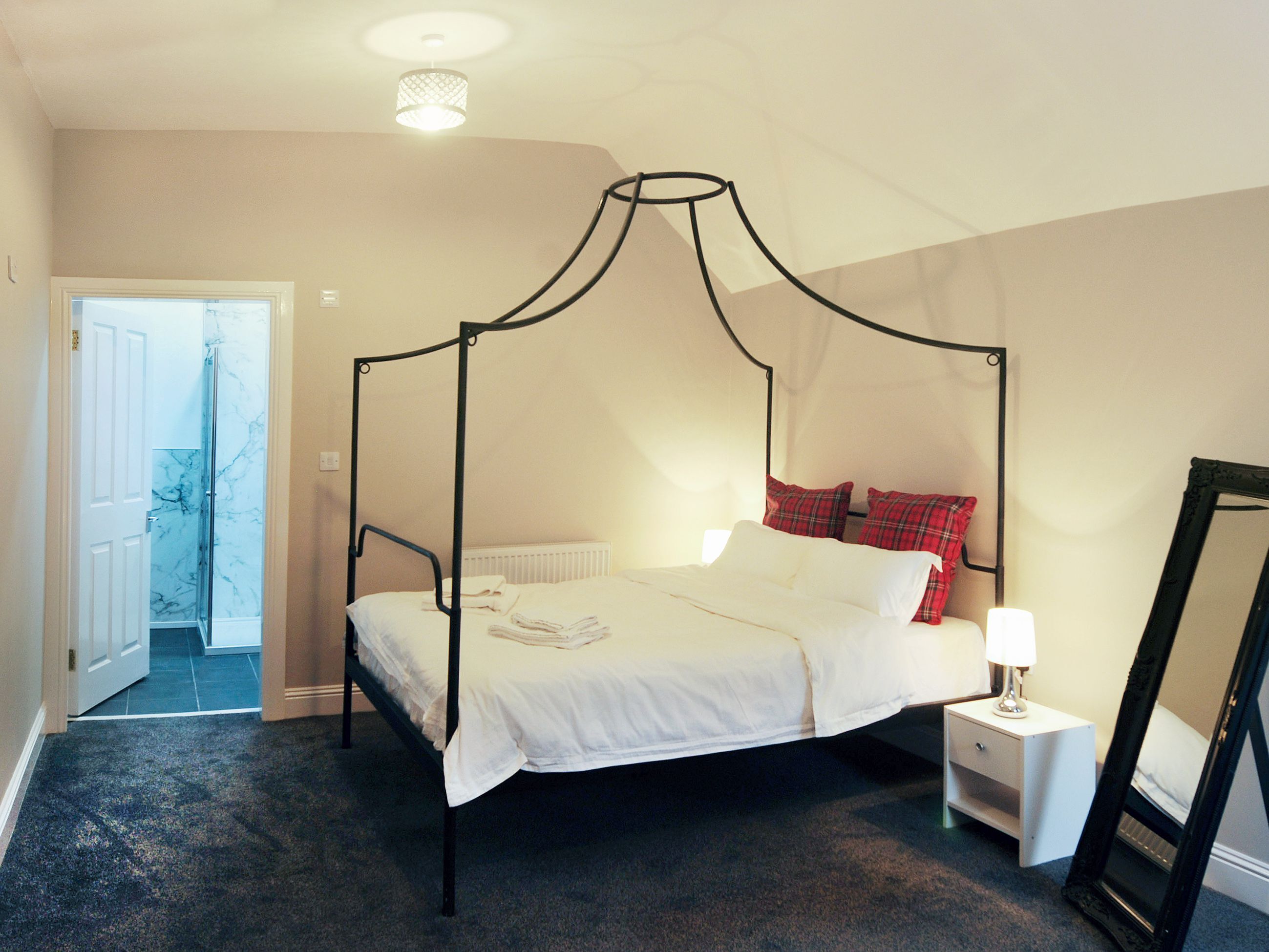 10 chambres, Wi-Fi gratuit, draps fournis