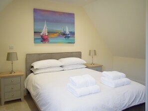 2 bedrooms, free WiFi, bed sheets - 2 bedroom accommodation in Stodmarsh, near Canterbury (Stodmarsh, near Canterbury)
