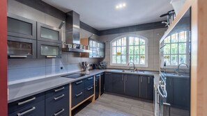 Private kitchen - Mijas Luxury Villa by Ruralidays (Málaga)