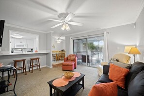 TV - Private Beach & Much More At Bermuda Bay Condo Community Of St Petersburg (St. Petersburg)