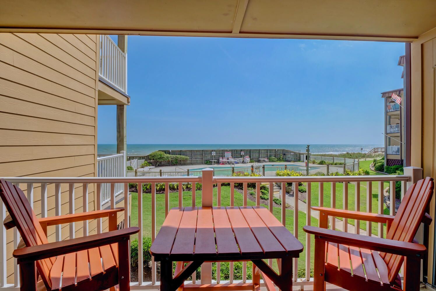 Oceanfront End Unit 2BR Condo-Topsail Dunes Unit 3114-Linens Included