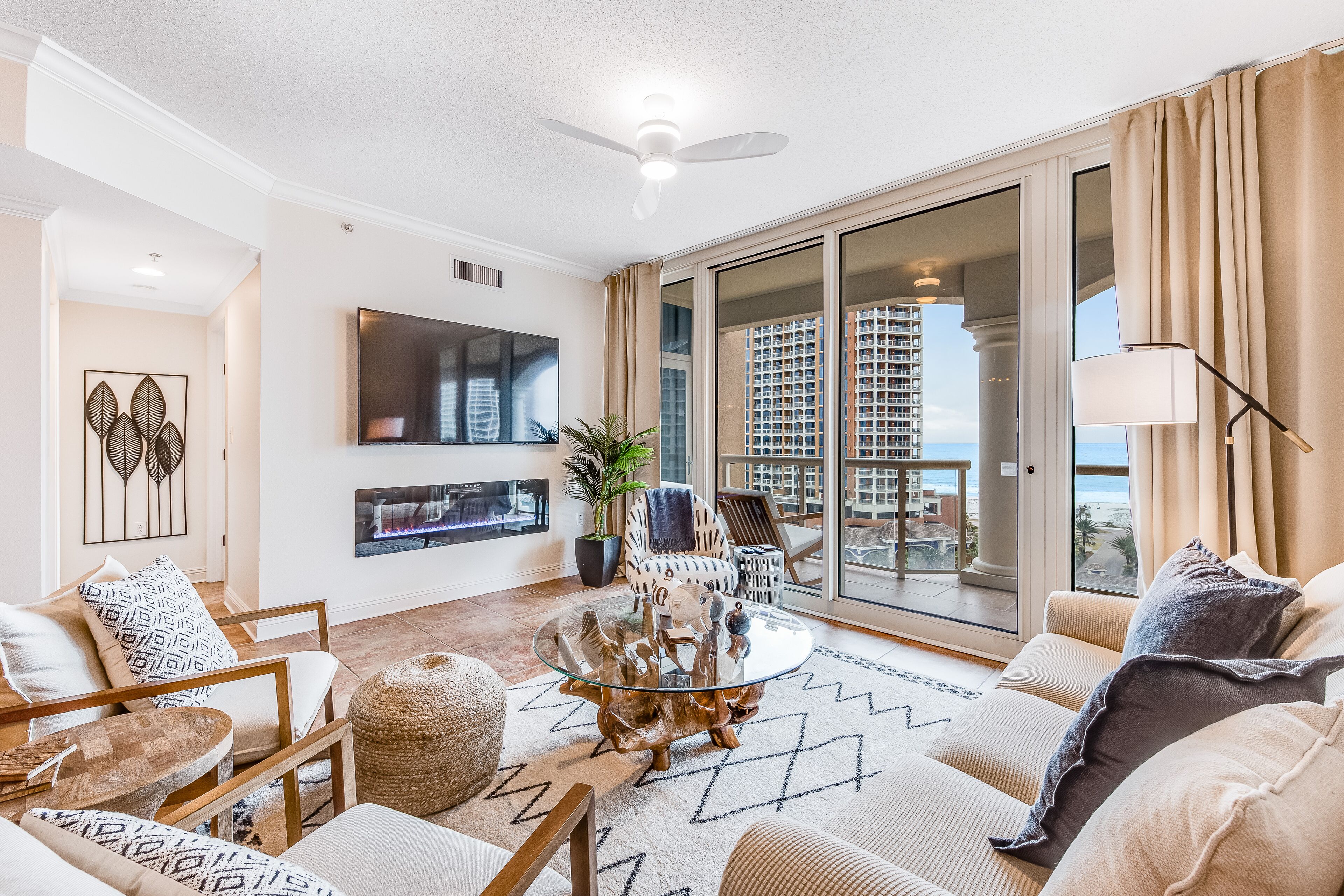 Direct ocean-view condo on 9th floor with AC, furnished balcony, pools & hot tub