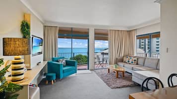 TV, Netflix, streaming services