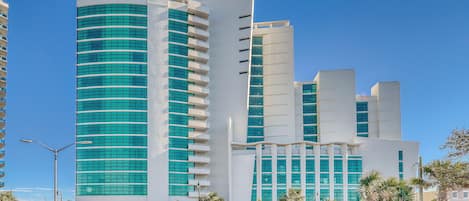 المنشأة من الخارج