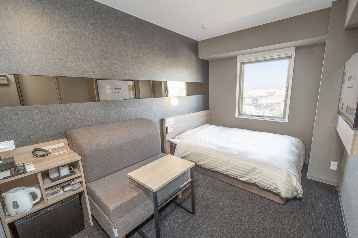 Double Room With Sofa With Breakfast Nosmoking