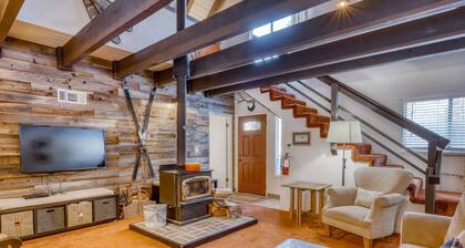 Dog-friendly home with washer/dryer & wood stove