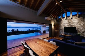 50-inch flat-screen TV with digital channels, TV