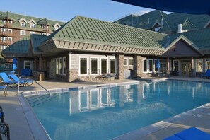 Indoor pool, outdoor pool