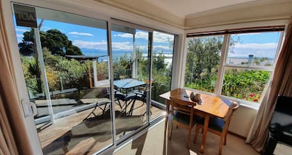 Kimberley One - Nelson Waterfront Apartment - Free Cancellation Available Here!