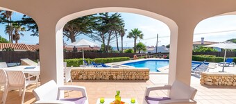 Spacious villa with pool and sea view - Villa Arena Blanca