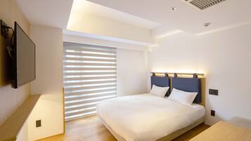 Standard Double Room, Non Smoking | Desk, free WiFi, bed sheets