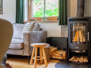 TV - Detached chalet with wellness near the ski lift (Donnersbachwald)