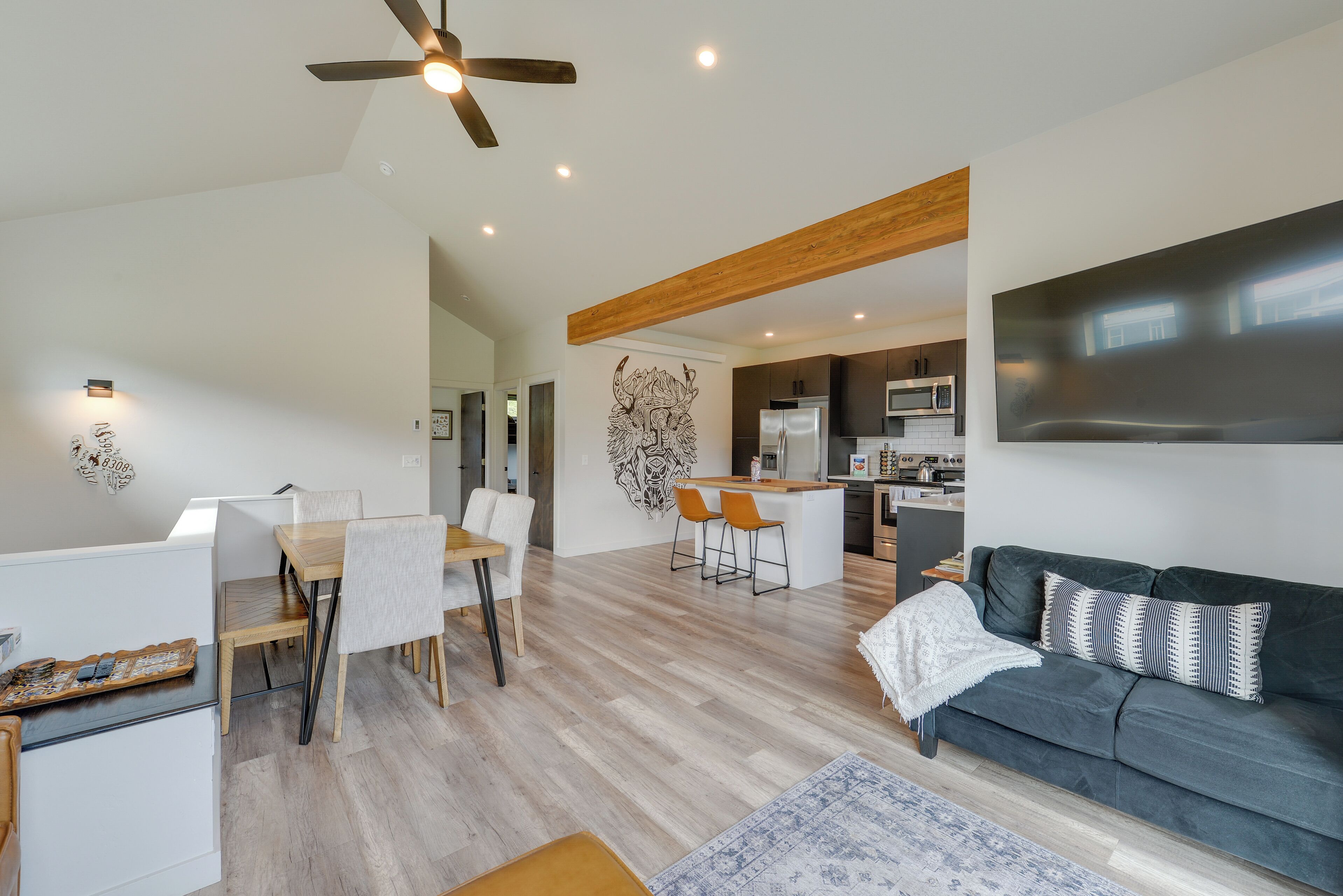 Quiet Alpine Hideaway w/ Panoramic Mountain Views!