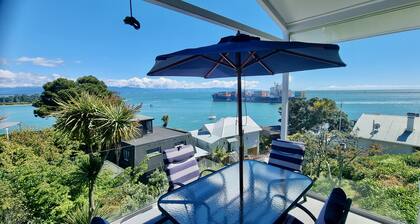 Kimberley Three - Nelson Waterfront Apartment - Free Cancellation Available Here