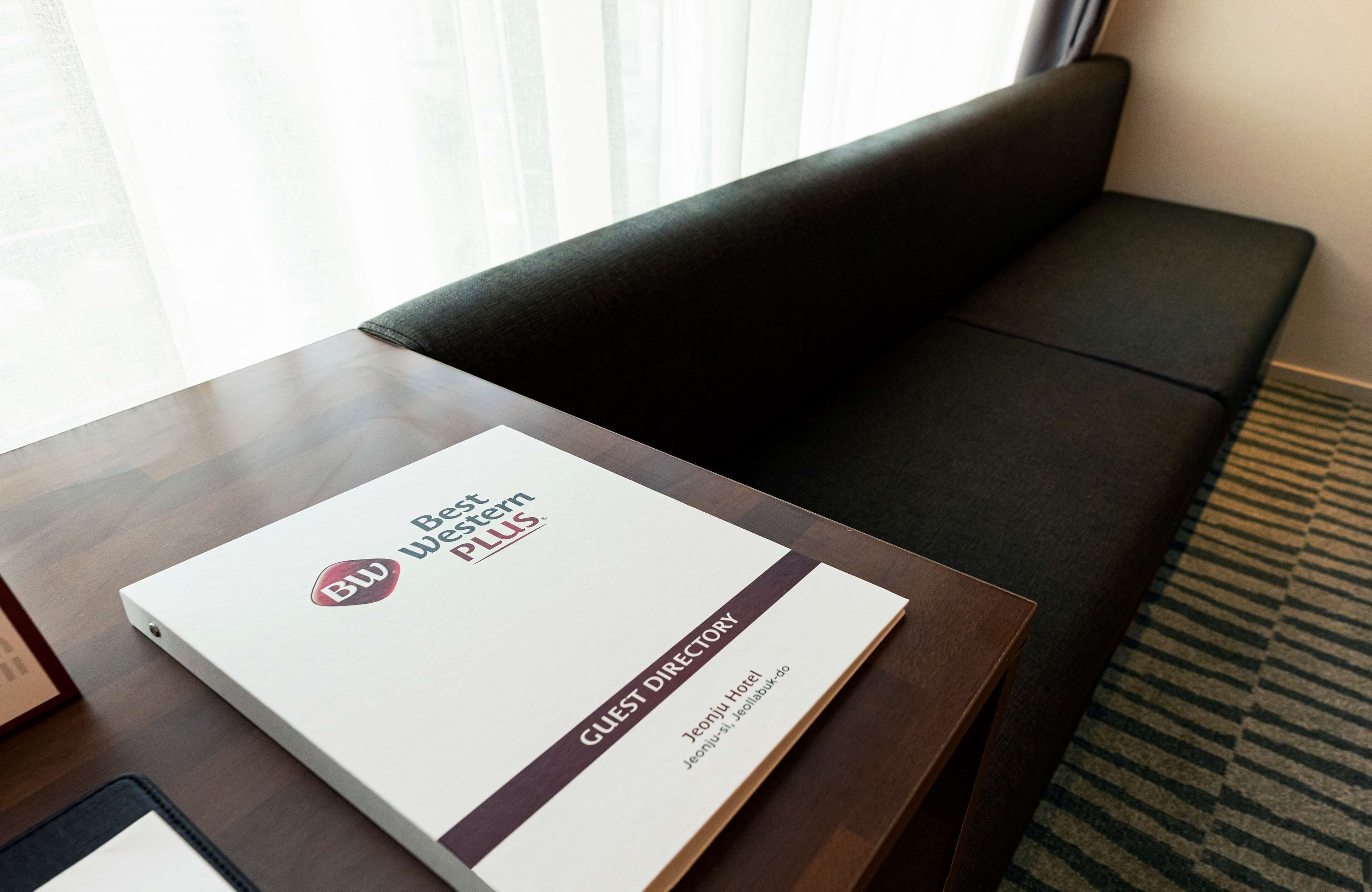 1 bedroom, desk, laptop workspace, blackout curtains