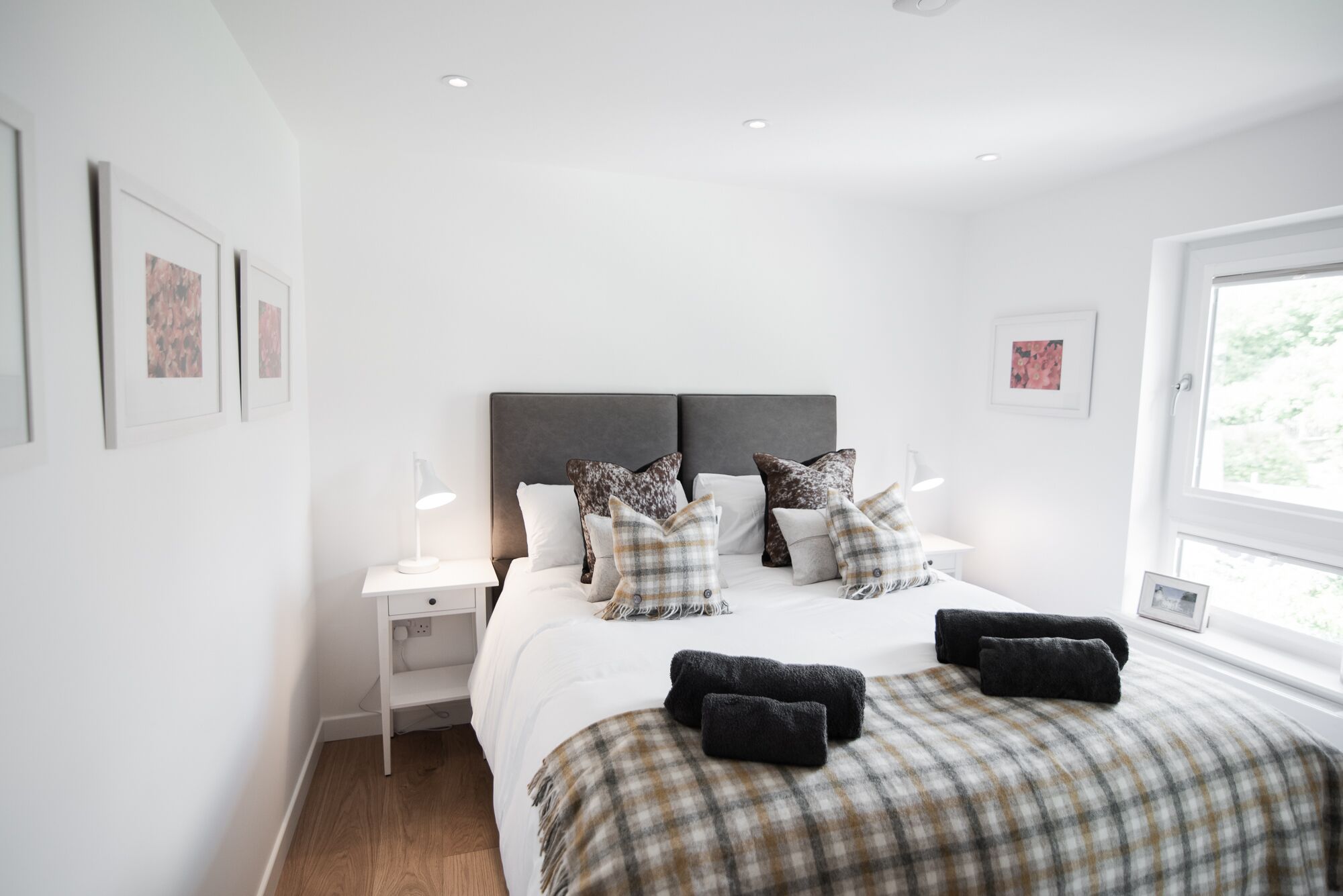 4 bedrooms, iron/ironing board, travel crib, free WiFi