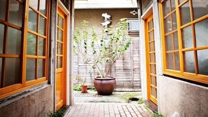 住宿地面
