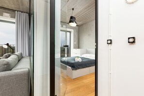 Unclassified image, 2 of 58, button - Apartment Praga Center by Renters (Warsaw)