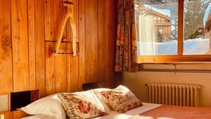 Comfort Double or Twin Room - Hôtel les Lorès (Val-d'Isere)