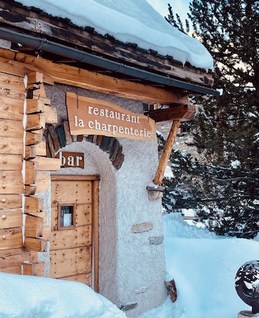 Restaurante. Hôtel les Lorès