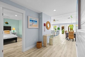 4 bedrooms, premium bedding, Internet, bed sheets