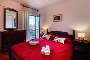 4 bedrooms, individually decorated, individually furnished - Holiday Home Malinina (Zadar)