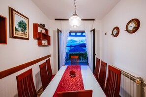 Maison Familiale | Restauration dans la chambre