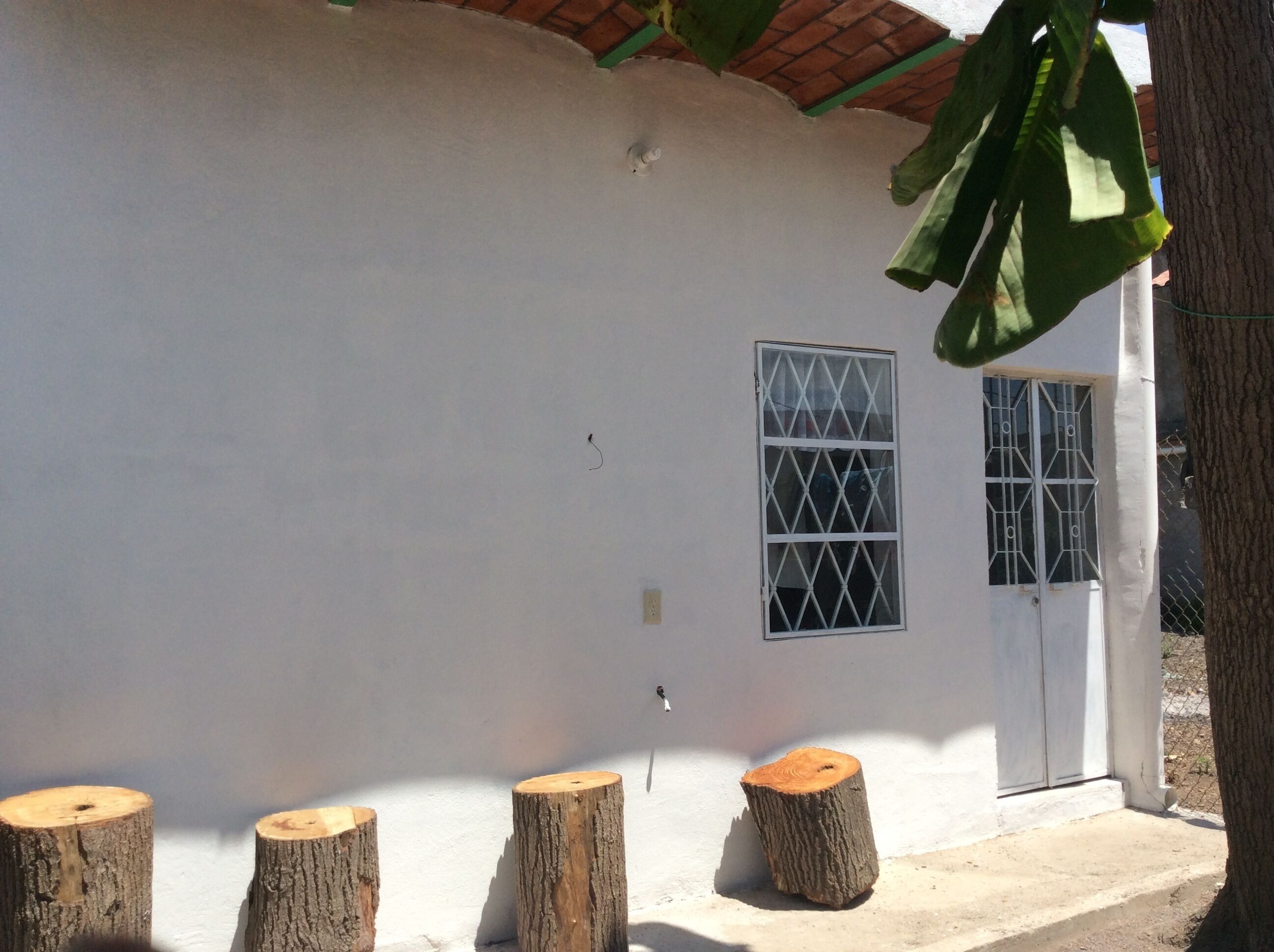 Bungalow, 1 habitación, para fumadores, patio | Vista frontal de la propiedad