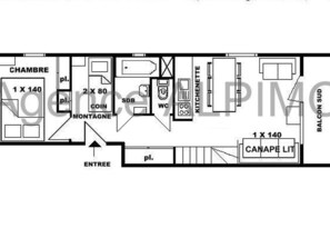 Plano de planta de un hotel que incluye sala de estar, cocina, aseo y un balcón.