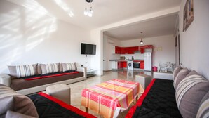 Living area - Luxurious 3 Bedroom Apartment (Marrakech)