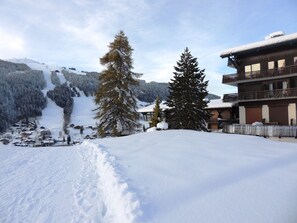 Exterior - Ski-in apartment, renovated, 2 br., Les Gets (Les Gets)